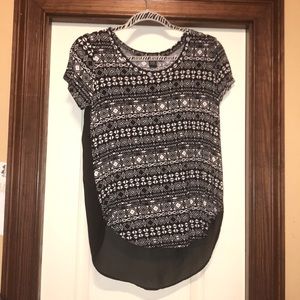 Black & white American Dream shirt w/ shear back